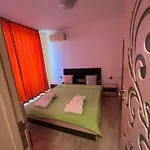 арт апартмент 2 * Szarafovo